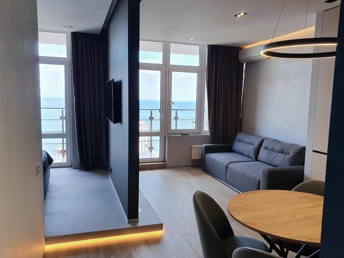 شقة Level 24 - Sea & Sky View