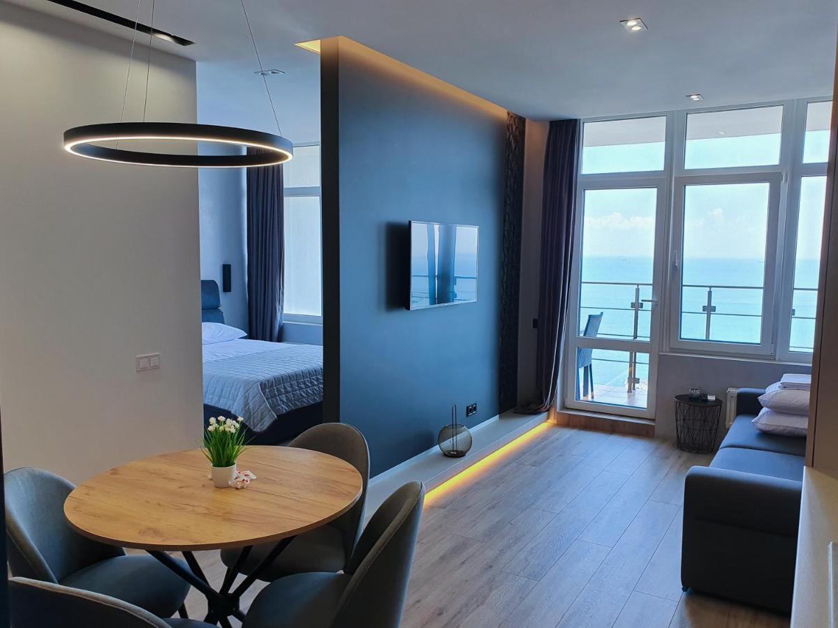 Level 24 - Sea & Sky View